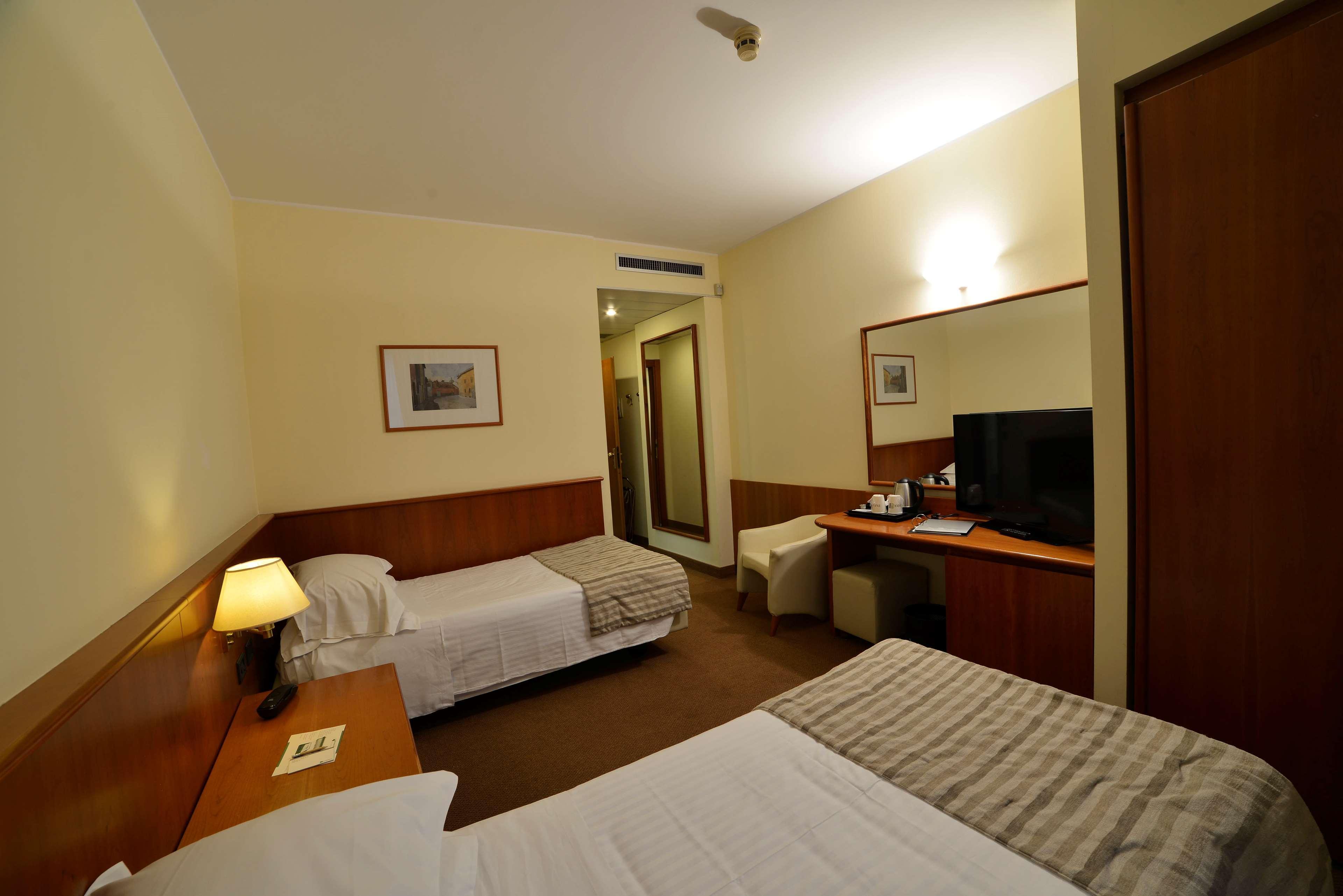 Western Park 4*