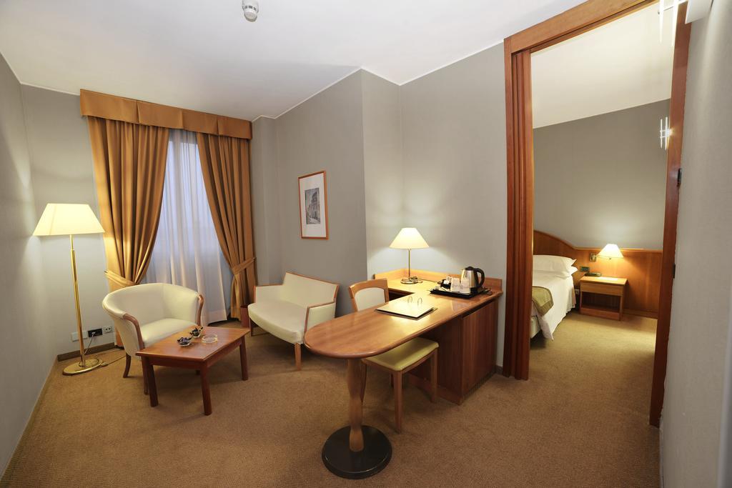 Western Park Hotel Placência